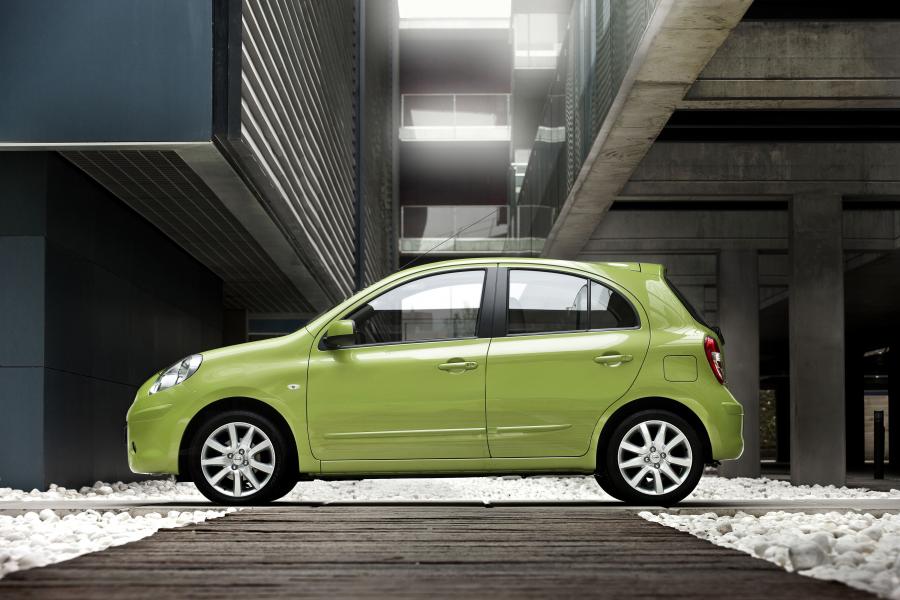  Nissan Micra 2010 года  (фото 33 из 70)